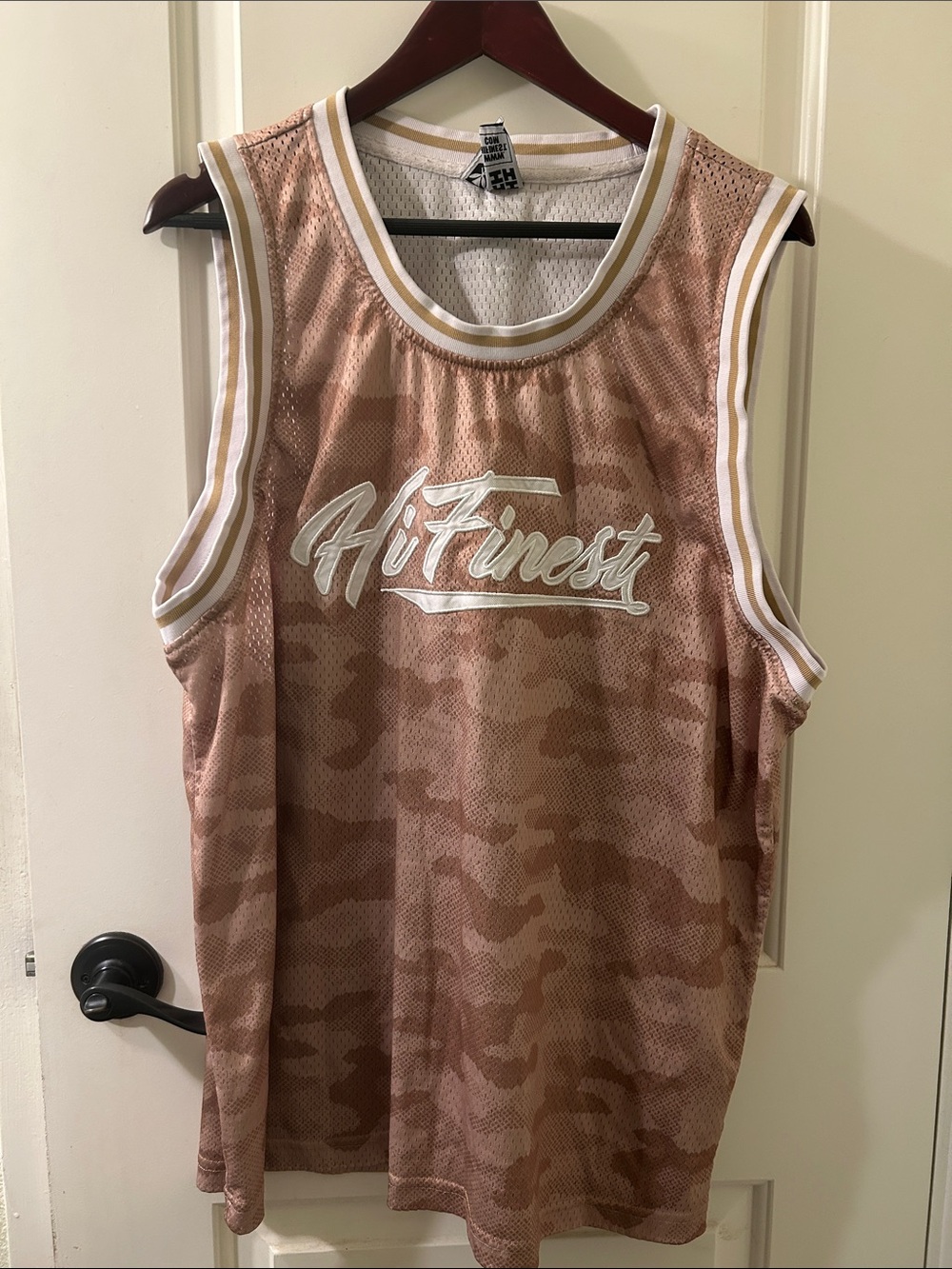 HAWAII’S FINEST Sleeveless Mesh Camo Print Tank, XL